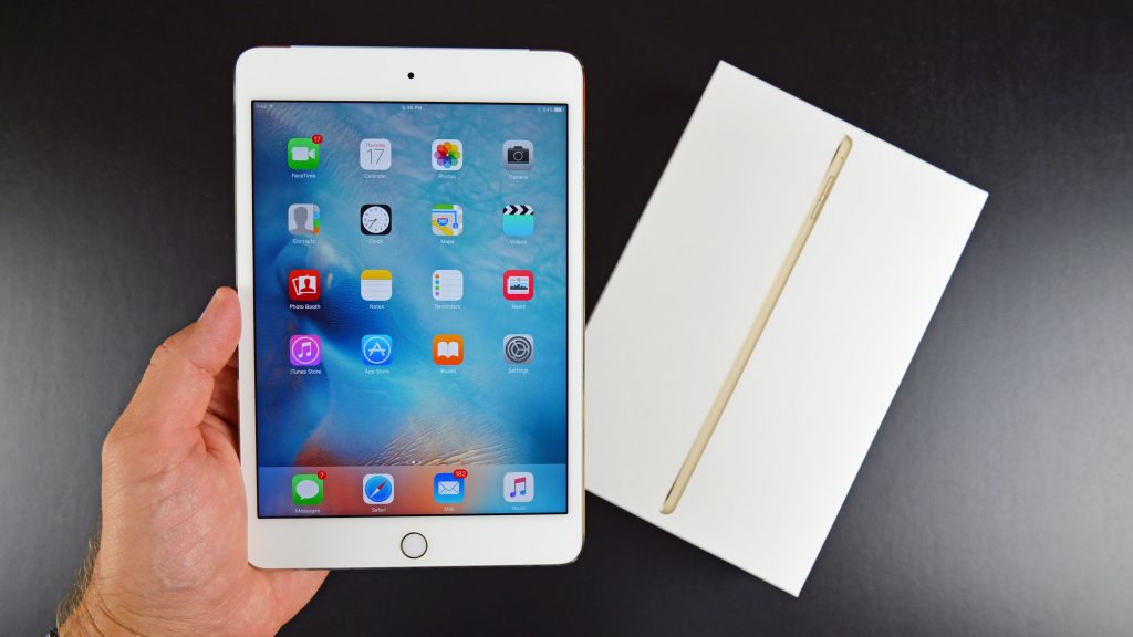 Best Buy Flyer iPad Mini 4 Review